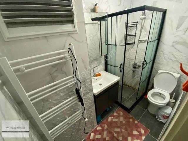 Eşyalı Kiralık Metro Yakını 3+1 Teraslı Daire
