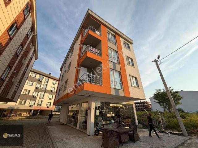 Eşyalı Kiralık Daire Cumhuriyet Mah 1+1 2kat