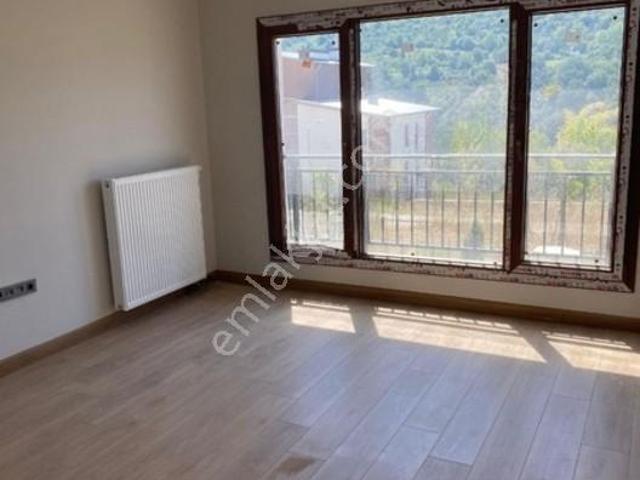 Eşyalı Kiralık Daire Şık. Konforlu Taşınmaya Hazır 3+1 Dair