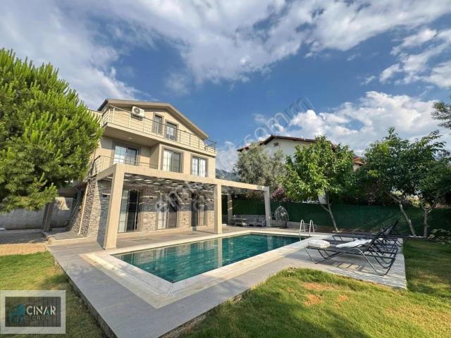 Eşyalı Korunaklı Lüks Uzun Dönem Kiralık Villa
