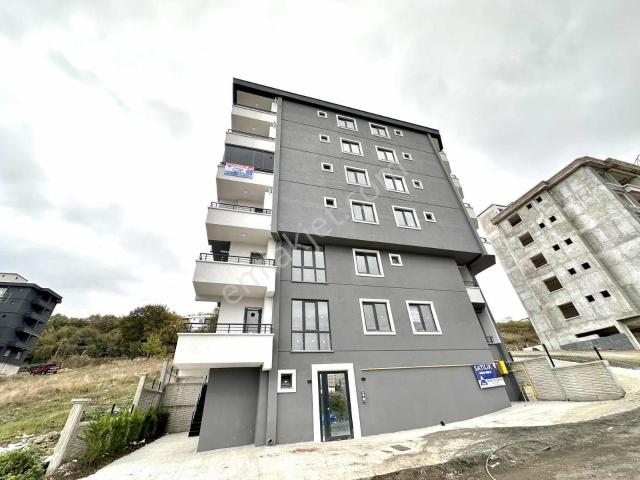 Eşyasız Kiralık 1+1 Deniz Manzaralı