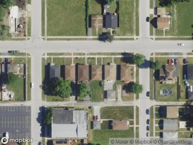 E 152nd St