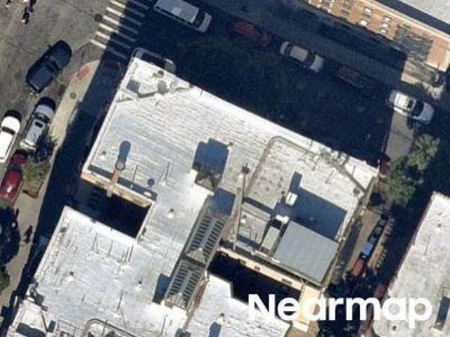 E 178th St