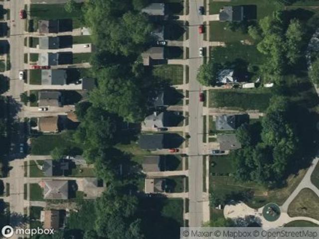 E 108th St