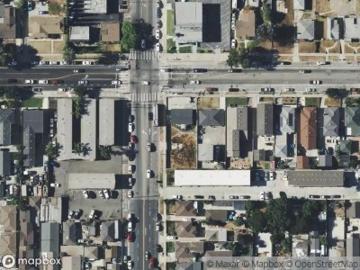 E 120th St
