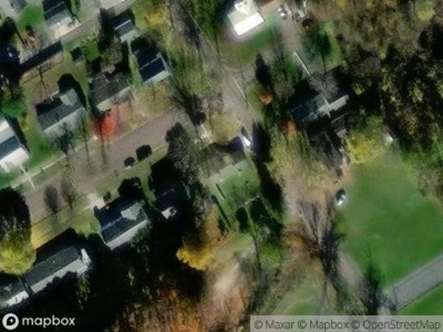 E 12th St
