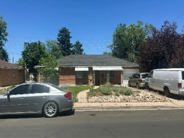 E 13th Ave