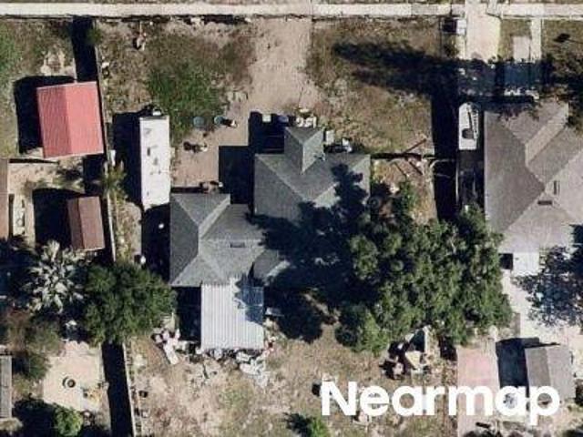 E 20th Ave