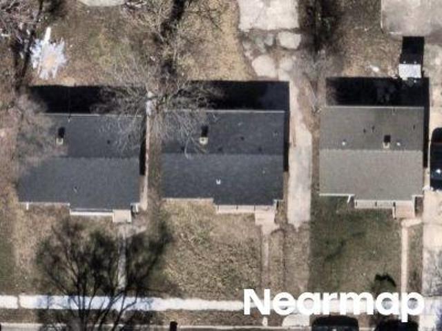 E 36th Ave