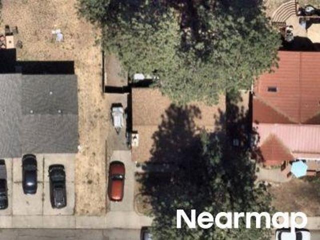 E 36th Ave