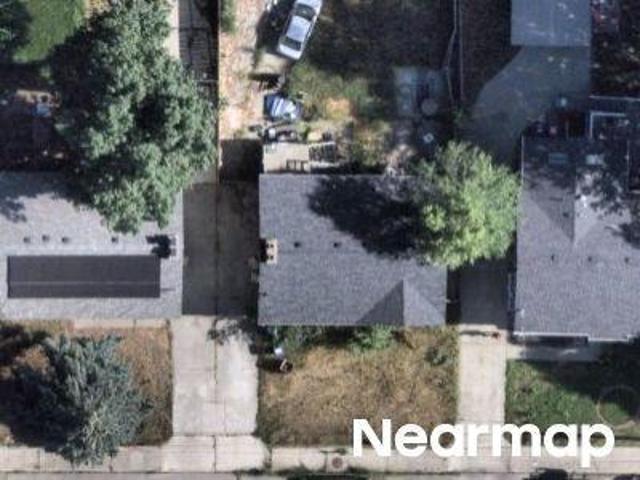 E 38th Ave