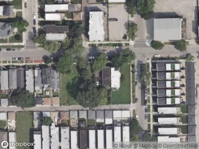 E 46th St