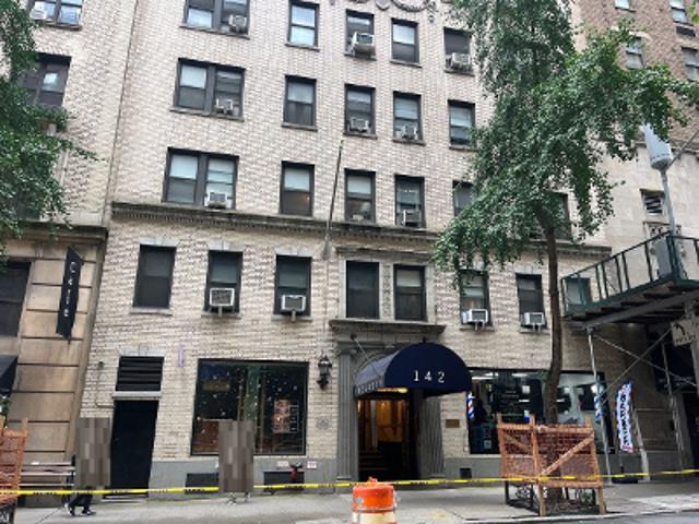 E 49th St Apt 5b