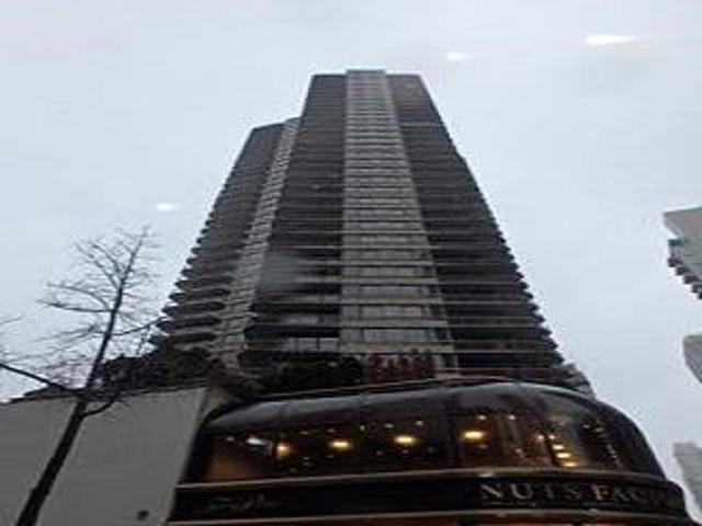 E 61st St Apt 28e