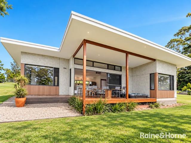 Eco Cottage Contemporary Living in a Peaceful Setting