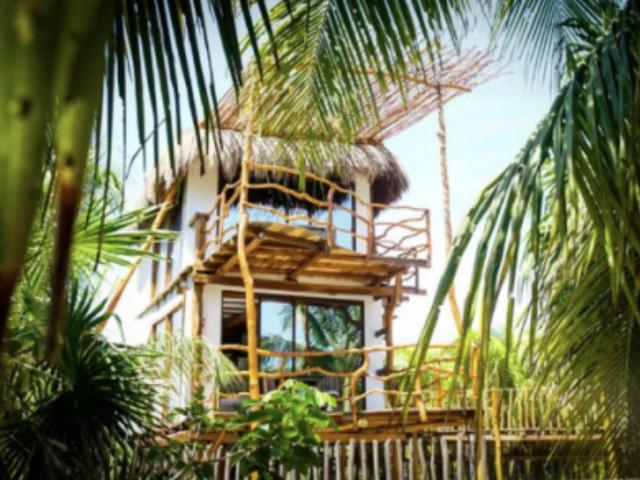 Eco Hotel Boutique con vista al mar y la r?a en El Cuyo, Yucat?n