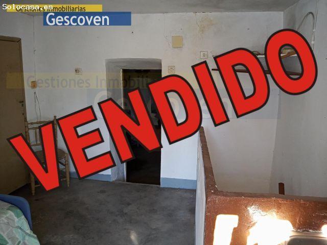 ECONÓMICA VIVIENDA DE DOS PLANTAS. PARA REFORMAR