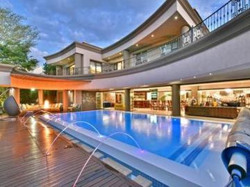 eccentric haven
