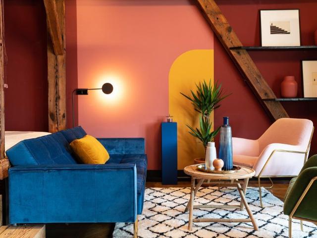Eccentric LUX A cosy and warm studio