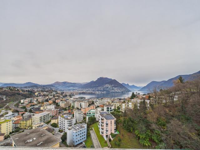 Eccezionale appartamento 3.5 locali con vista lago a Pazzallo