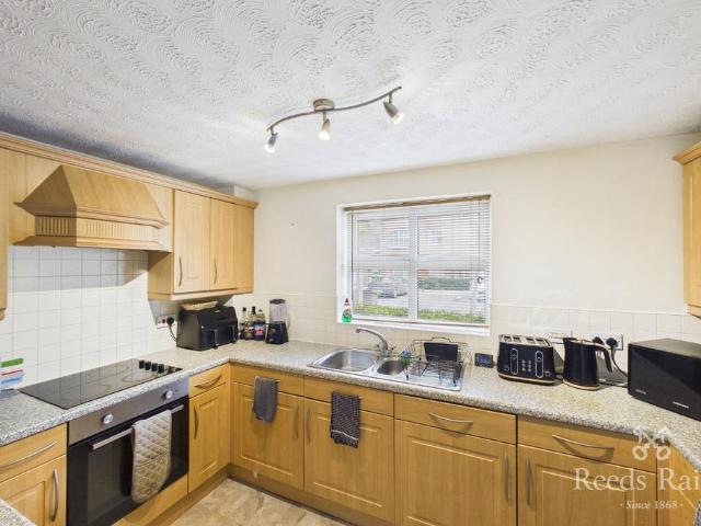 Eccleston Court, Northwich CW9 2 bed apartment to rent £875 pcm £202 pw