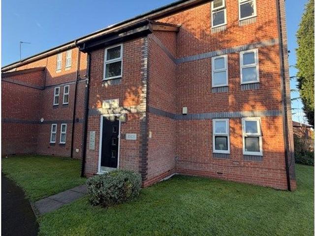 Eccles, Manchester M30, 1 bed flat to rent, £950 pcm | PrimeLocation