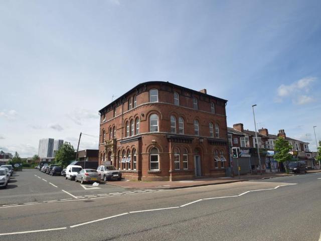Eccles New Road, Salford, M5 4QQ 12 bed block of apartments to rent £10,833 pcm £2,500 pw