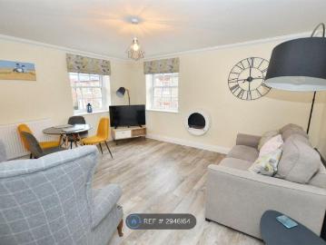 Eccles Way, Holt NR25, 2 bed flat to rent, £1,095 pcm | PrimeLocation