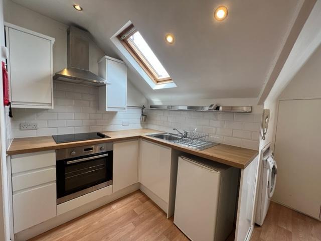 Ecclesall Road, Sheffield S11 1 bed flat to rent £800 pcm £185 pw