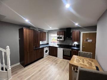 Ecclesall Road, Sheffield S11, 3 bed shared accommodation to rent, £1,235 pcm | PrimeLocation