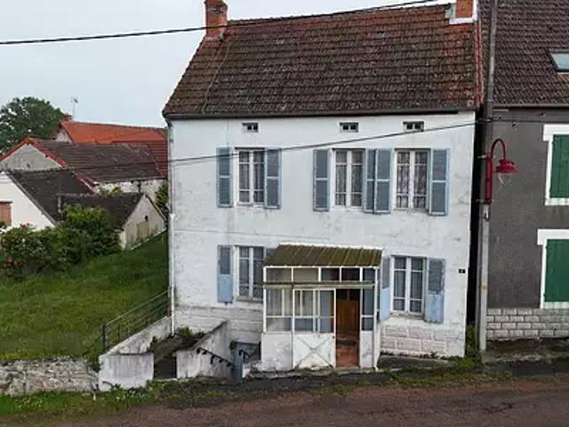 Echassières 03330 Achat / Vente maison 4 pièces t4