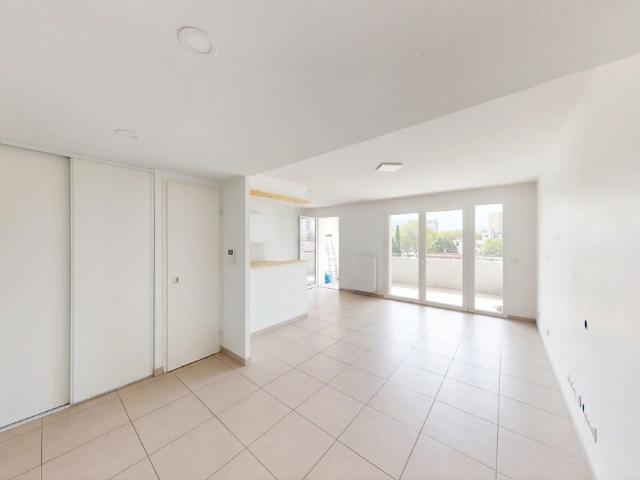 Echirolles T3 de 60,69 m2 avec balcon et garage 980 euros CC
