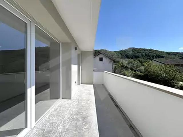 Echirolles 38130 Achat / Vente appartement 4 pièces t4 au dernier étage