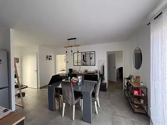 Echiré 79410 Location maison 3 pièces t3 au dernier étage jardin