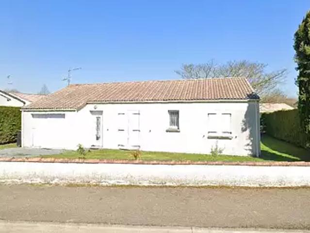 Echiré 79410 Location maison 4 pièces t4 au dernier étage