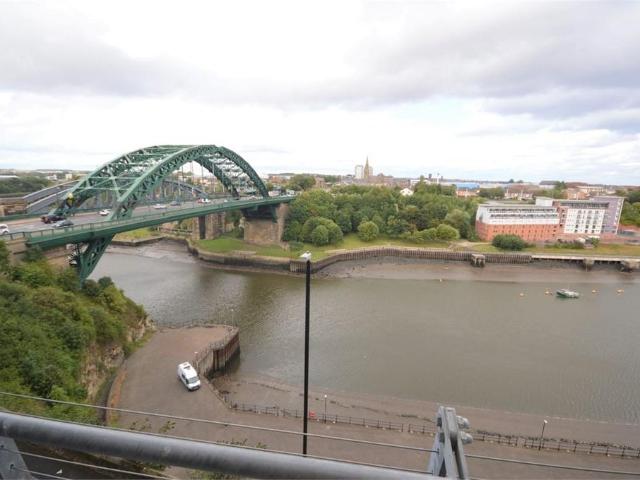 Echo Building, Sunderland, West Wear. 2 bed apartment to rent £850 pcm £196 pw