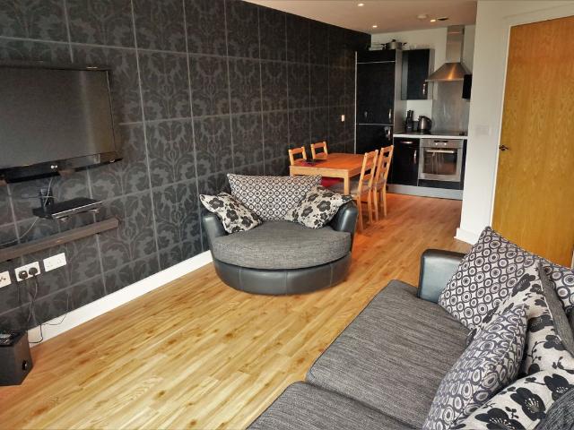 Echo Central, Cross Green Lane, Leeds LS9, 2 bed flat to rent, £950 pcm | PrimeLocation
