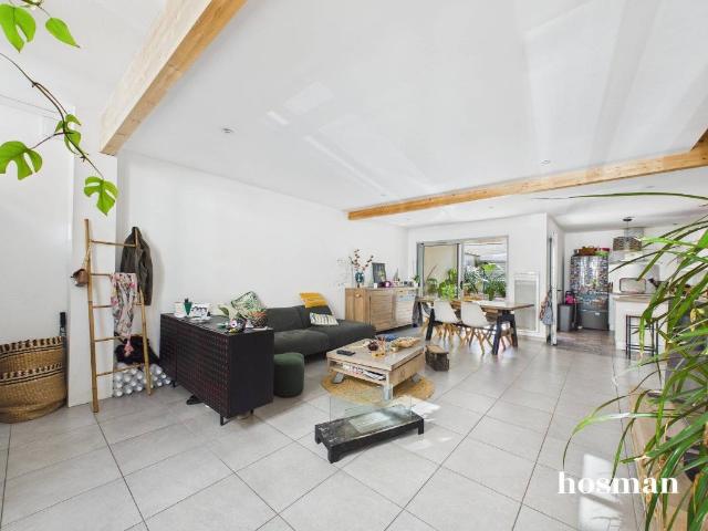 Echoppe climatisée 5 pièces 100 m² avec patio extérieur au c. 100m² Bordeaux