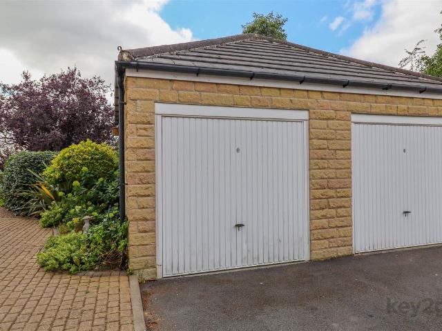 Eckington Hall, Mosborough, Sheffield S20, 2 bed flat to rent, £950 pcm | PrimeLocation