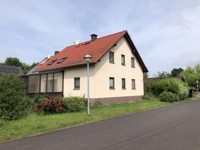 ECKOLSTÄDT: Freistehendes Ein bis Zwei Familienhaus Bj. 1994 mit Garten, Garage u. Doppelcarport