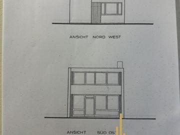 Eckreihenhaus mit großem Garten in bester Lage