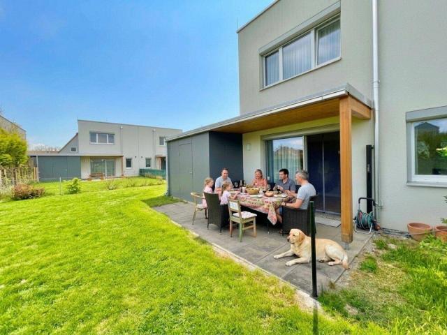 ECKREIHENHAUS mit SONNENGARTEN | 4 Zimmer | ca. 113 m² | Terrasse | Stellplatz