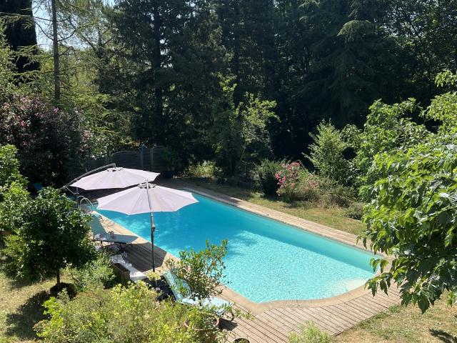 Ecrin de verdure Propriété 6 P avec piscine Saint Jeannet. 195m² Saint Jeannet