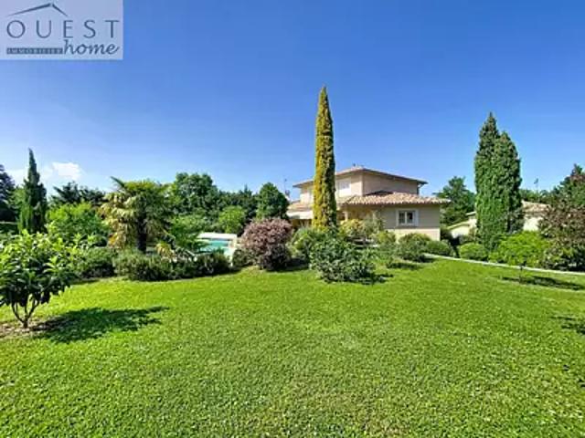 Ecully 69130 Achat / Vente maison 7 pièces t7 piscine