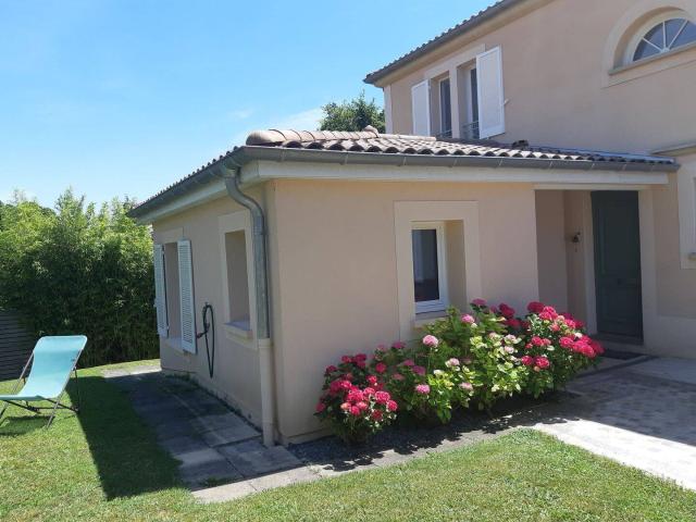 ECULLY T2 Meublé 40 m2 Récent