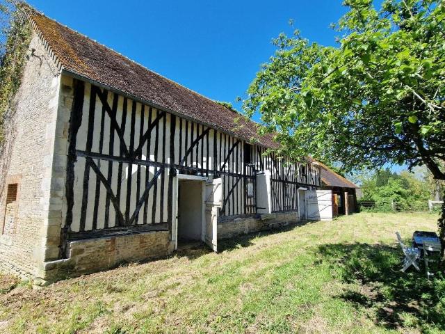 ? Propriété de caractère – Écuries, grange et 1,5 hectare –. 200m² Mézidon vallée d'auge