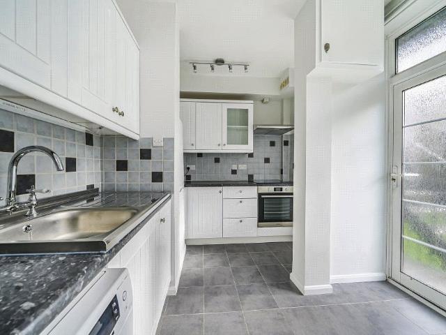 Eamont Street, London, NW8 2 bed apartment to rent £2,750 pcm £635 pw