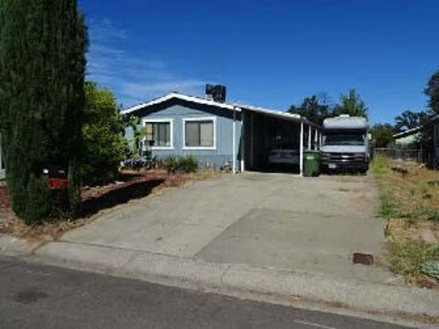 Eagle Nest Rd