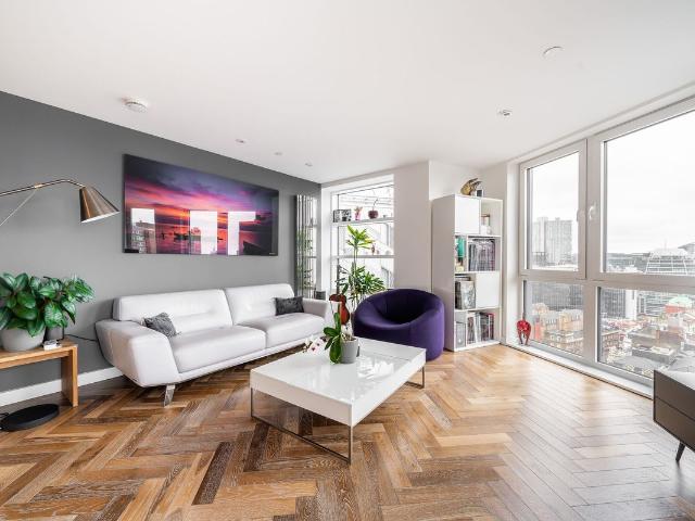 Eagle Point, City Road, London EC1V, 2 bed flat to rent, £4,350 pcm | PrimeLocation
