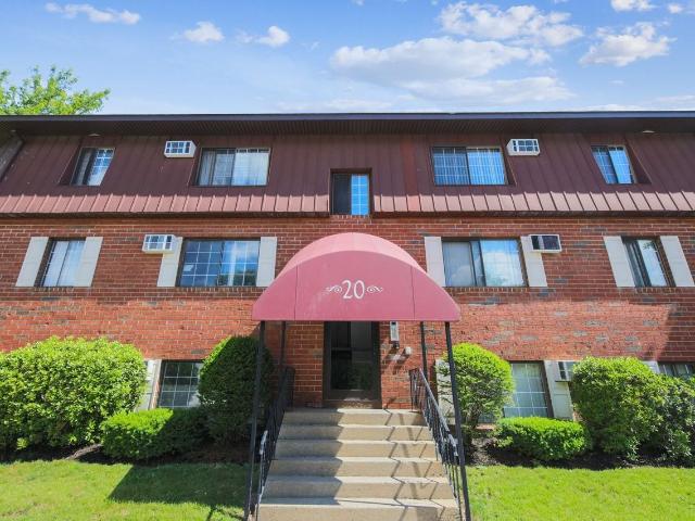 Eagle Rock Apartments at Manchester 2 Bedroom Apartment for Rent at 44 Croteau Ct, Manchester, NH 03104 Straw Smyth